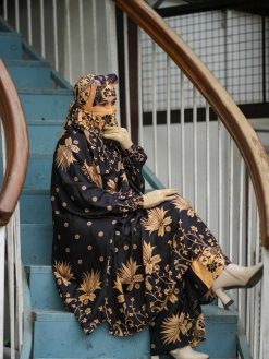 Alternative view of Lilen Luxury Khimar Set  LK10