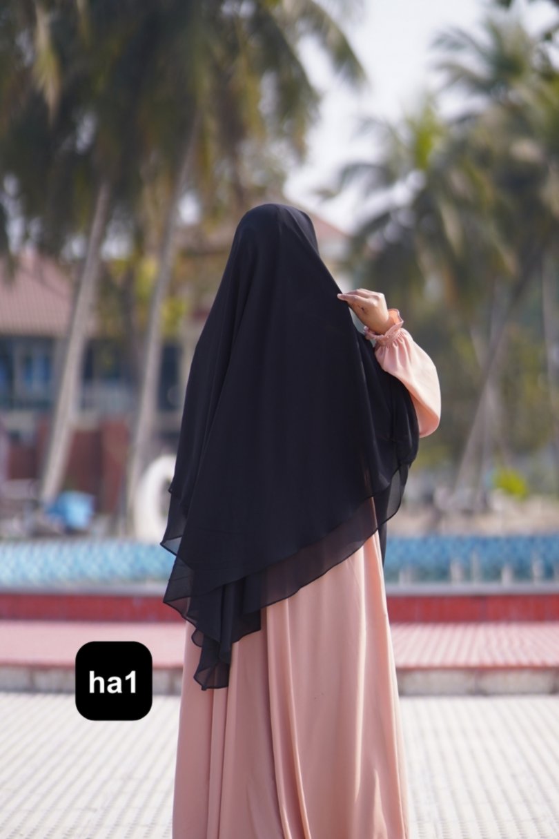 Premium 4-Layer Ready Hijab ha1 - Image 5